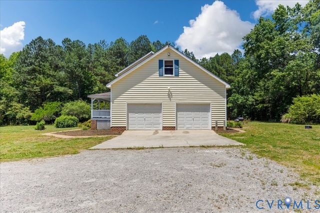 16578 Anderson Dr, Dinwiddie, VA 23833