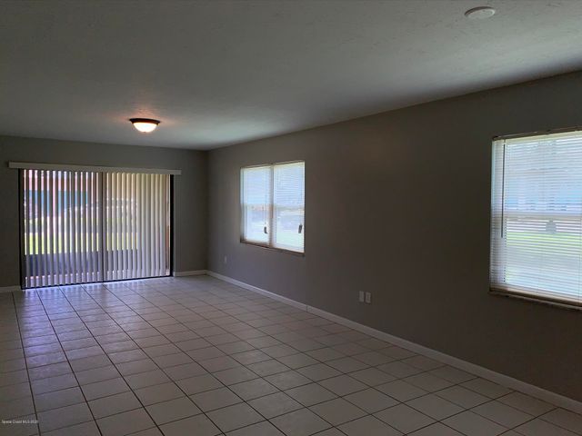 7301 Ridgewood Avenue A101, Cape Canaveral, FL 32920