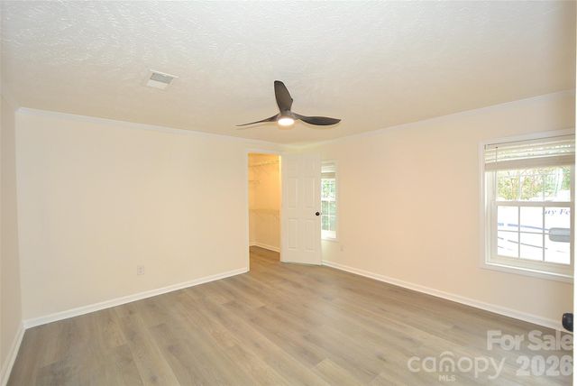 5008 Forestmont Drive, Matthews, NC 28105