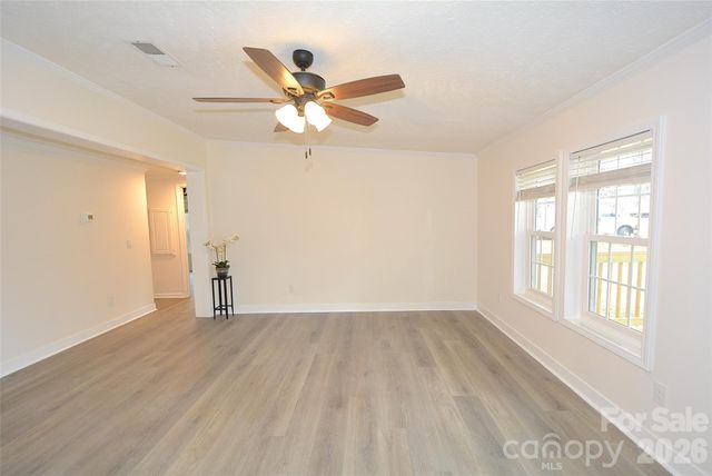 5008 Forestmont Drive, Matthews, NC 28105