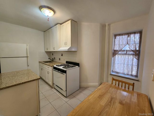 55-23 31st Avenue 3H, Woodside, NY 11377