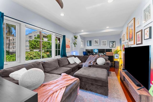 125 -127 W Brookes, San Diego, CA 92103
