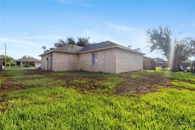 3516 E Andrew Avenue, Alton, TX 78573