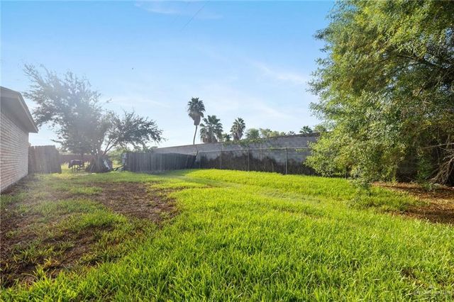 3516 E Andrew Avenue, Alton, TX 78573