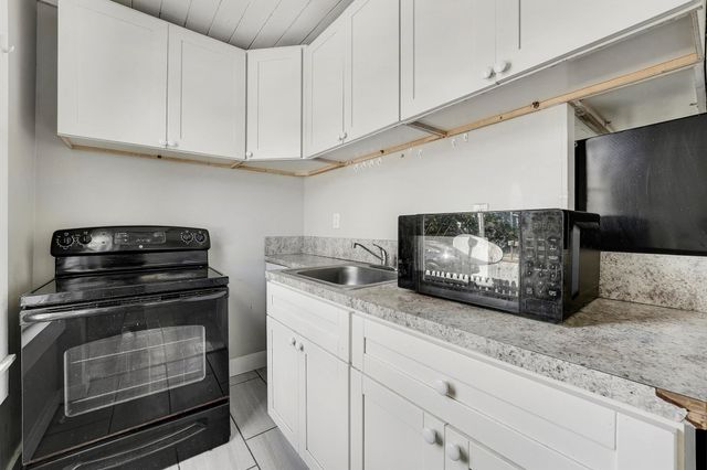 301 S 7th S Street, Fort Pierce, FL 34950