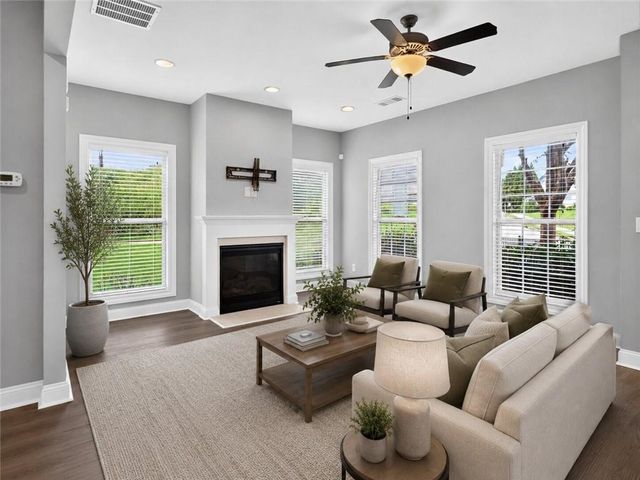 920 Westmoreland Circle NW, Atlanta, GA 30318