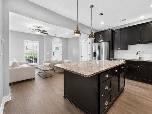 920 Westmoreland Circle NW, Atlanta, GA 30318