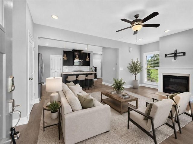 920 Westmoreland Circle NW, Atlanta, GA 30318