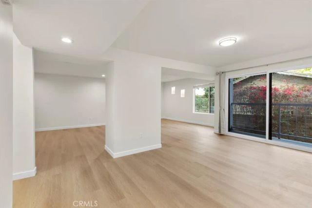 7505 Hampton Avenue 4, West Hollywood, CA 90046