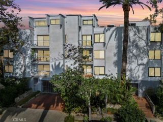 7505 Hampton Avenue 4, West Hollywood, CA 90046