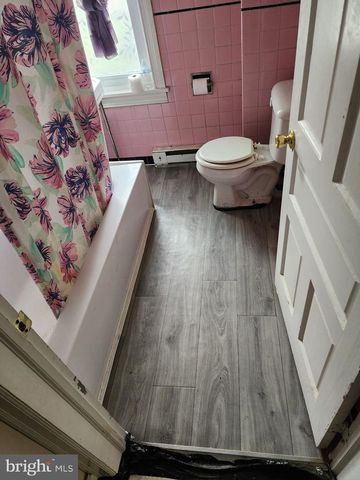 521 W PHILADELPHIA ST, York, PA 17401