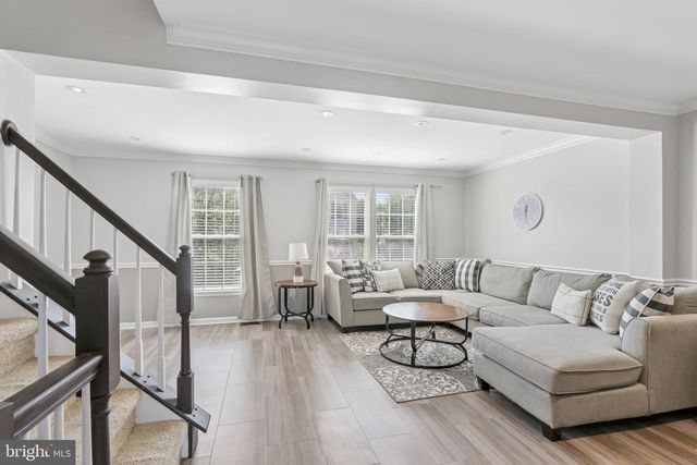 24 CLEMENS LN, Blackwood, NJ 08012