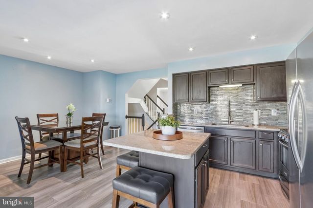 24 CLEMENS LN, Blackwood, NJ 08012