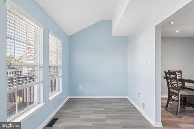 24 CLEMENS LN, Blackwood, NJ 08012