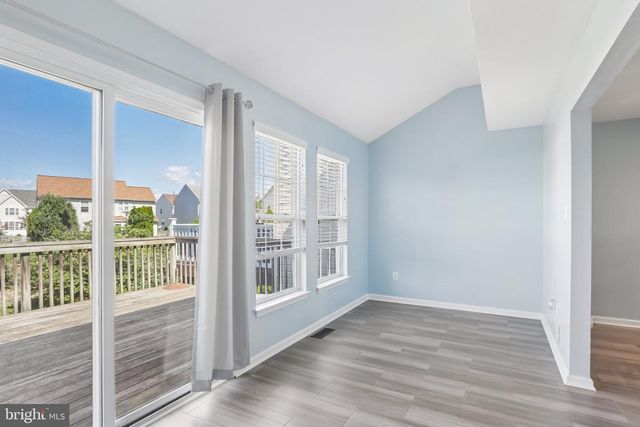 24 CLEMENS LN, Blackwood, NJ 08012
