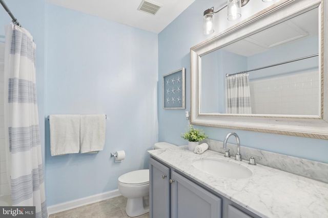 24 CLEMENS LN, Blackwood, NJ 08012
