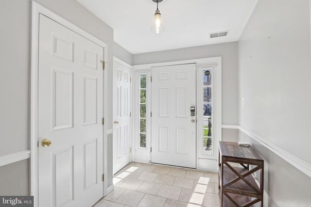 24 CLEMENS LN, Blackwood, NJ 08012