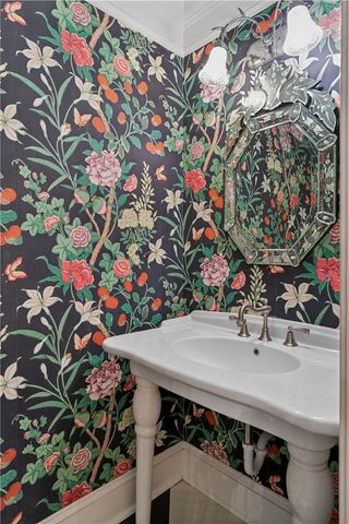 2307 Pelican Street, St Simons Island, GA 31522