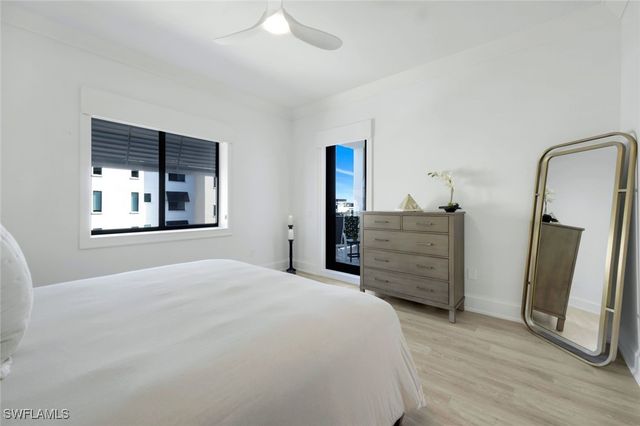 1030 3rd AVE S 419, Naples, FL 34102