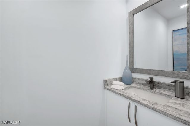 1030 3rd AVE S 419, Naples, FL 34102