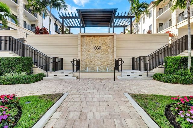 1030 3rd AVE S 419, Naples, FL 34102