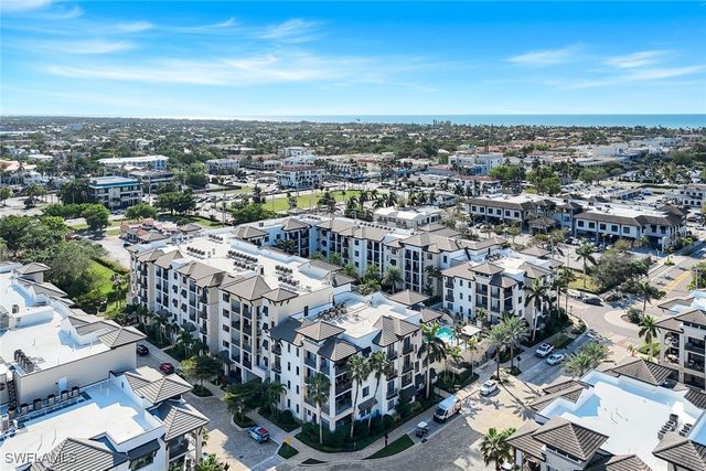 1030 3rd AVE S 419, Naples, FL 34102