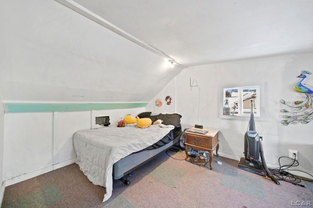 820 Mulberry Street, Adrian, MI 49221