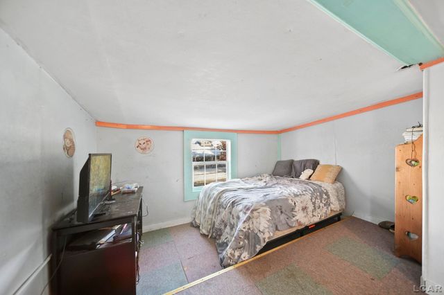 820 Mulberry Street, Adrian, MI 49221