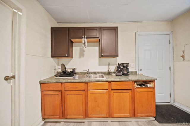 820 Mulberry Street, Adrian, MI 49221