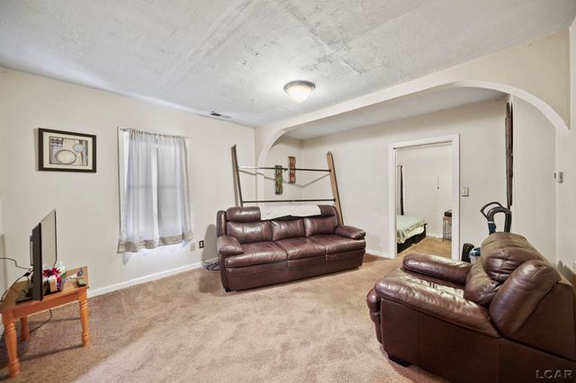 820 Mulberry Street, Adrian, MI 49221