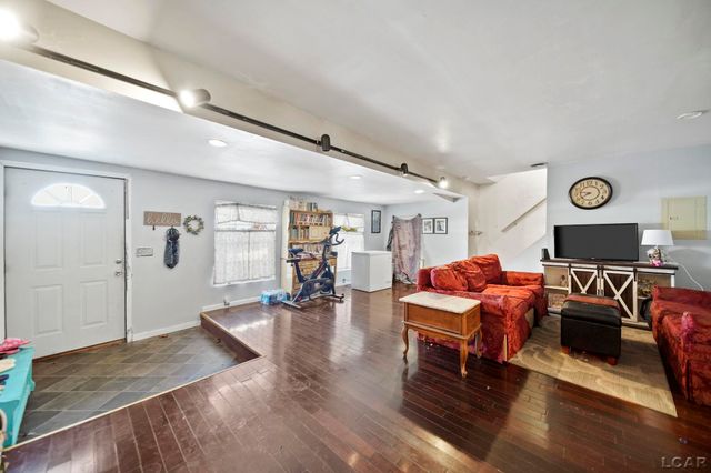 820 Mulberry Street, Adrian, MI 49221