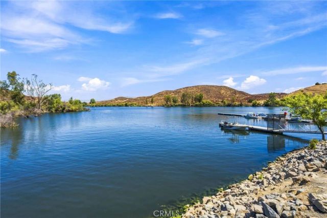 22772 Inspiration Point, Canyon Lake, CA 92587