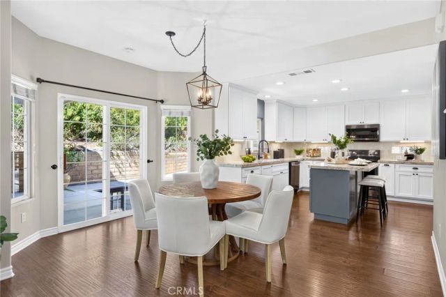 22772 Inspiration Point, Canyon Lake, CA 92587