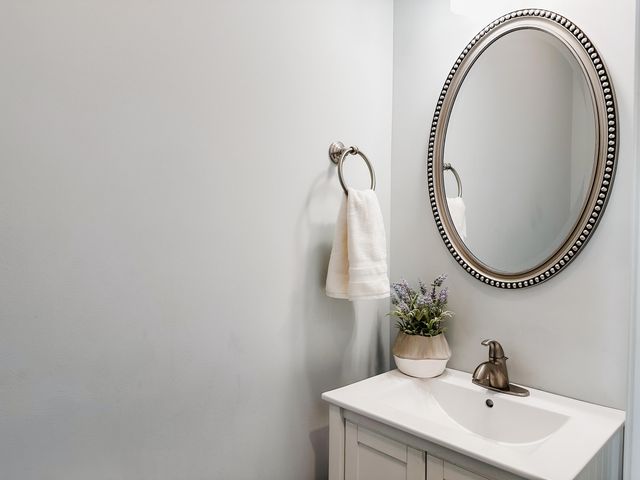 1201 Commonwealth CIR, Forest, VA 24551