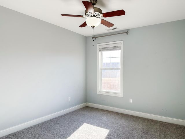 1201 Commonwealth CIR, Forest, VA 24551