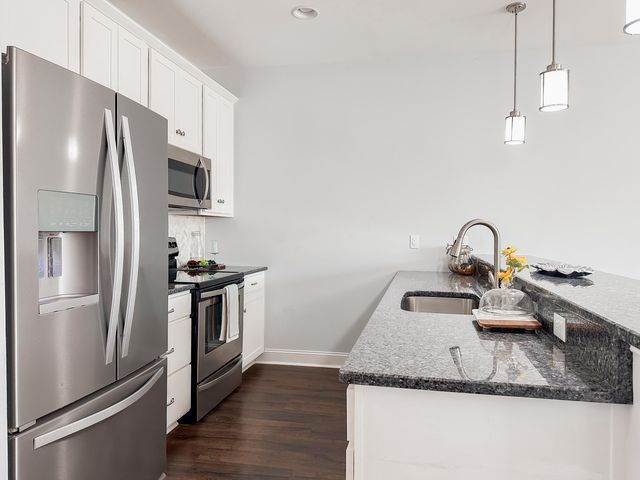 1201 Commonwealth CIR, Forest, VA 24551