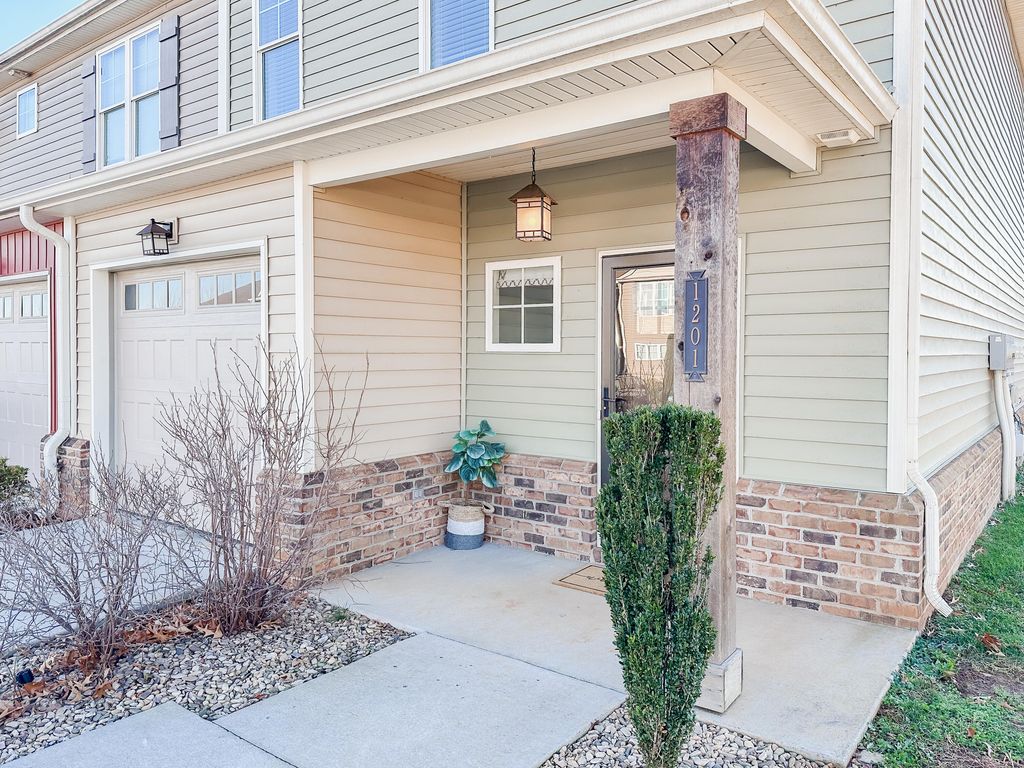 1201 Commonwealth CIR, Forest, VA 24551