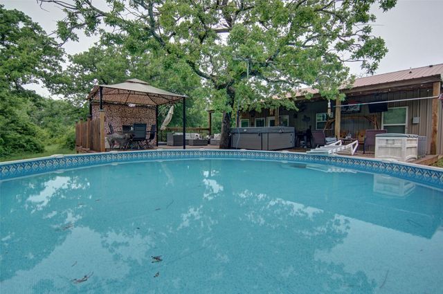 3622 Fm 52, Graford, TX 76449