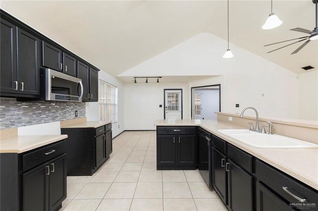 4918 N 47th Lane, Mcallen, TX 78504