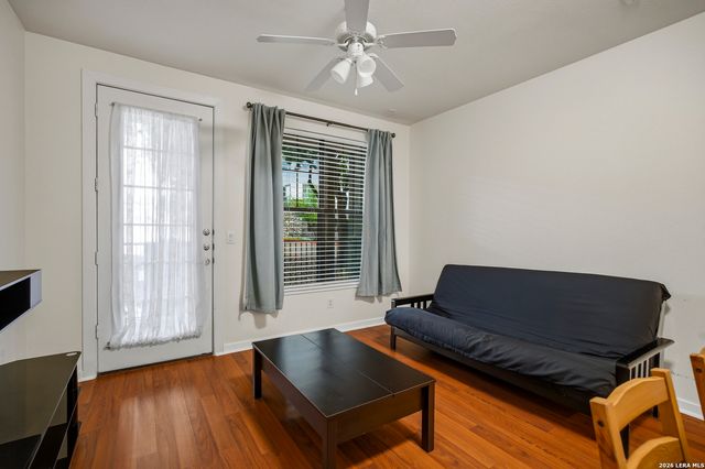 7342 Oak Manor Dr Apt 3105, San Antonio, TX 78229