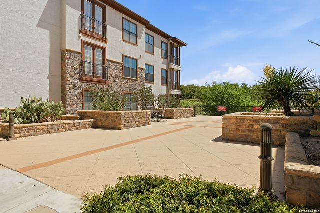 7342 Oak Manor Dr Apt 3105, San Antonio, TX 78229