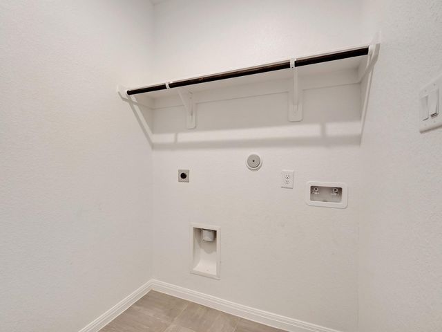 5723 Adamite Way, Houston, TX 77048