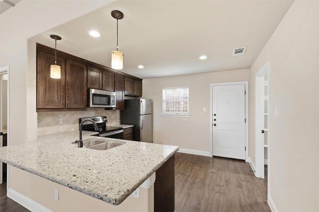 1325 White Sand Drive 1329, Pelican Bay, TX 76020