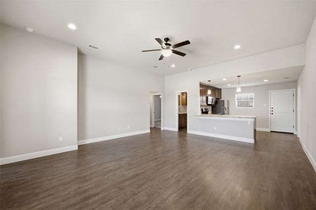 1325 White Sand Drive 1329, Pelican Bay, TX 76020