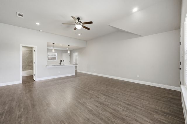 1325 White Sand Drive 1329, Pelican Bay, TX 76020