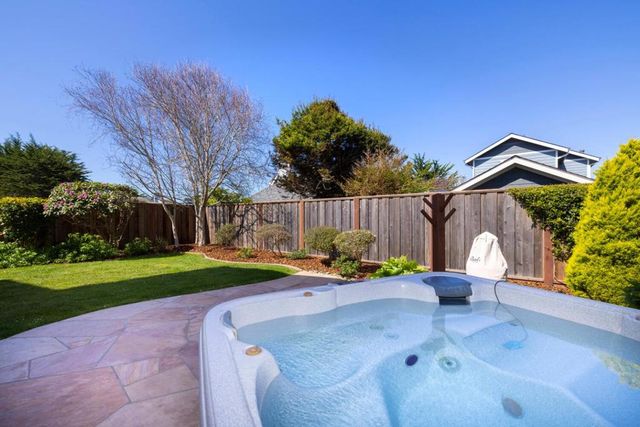 121 Bernal Avenue, Moss Beach, CA 94038