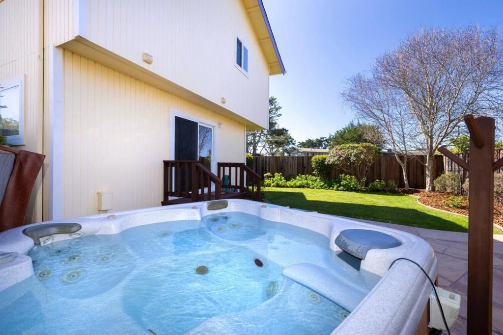 Image 22 of property listing at 121 Bernal Avenue, Moss Beach, CA 94038