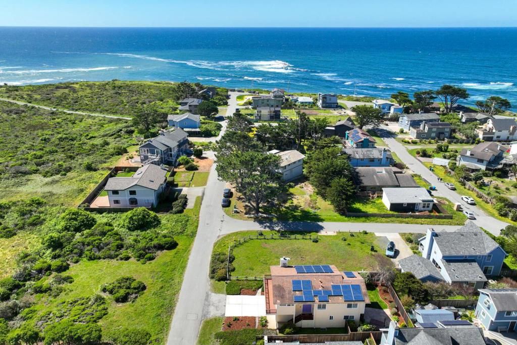 Image 43 of property listing at 121 Bernal Avenue, Moss Beach, CA 94038