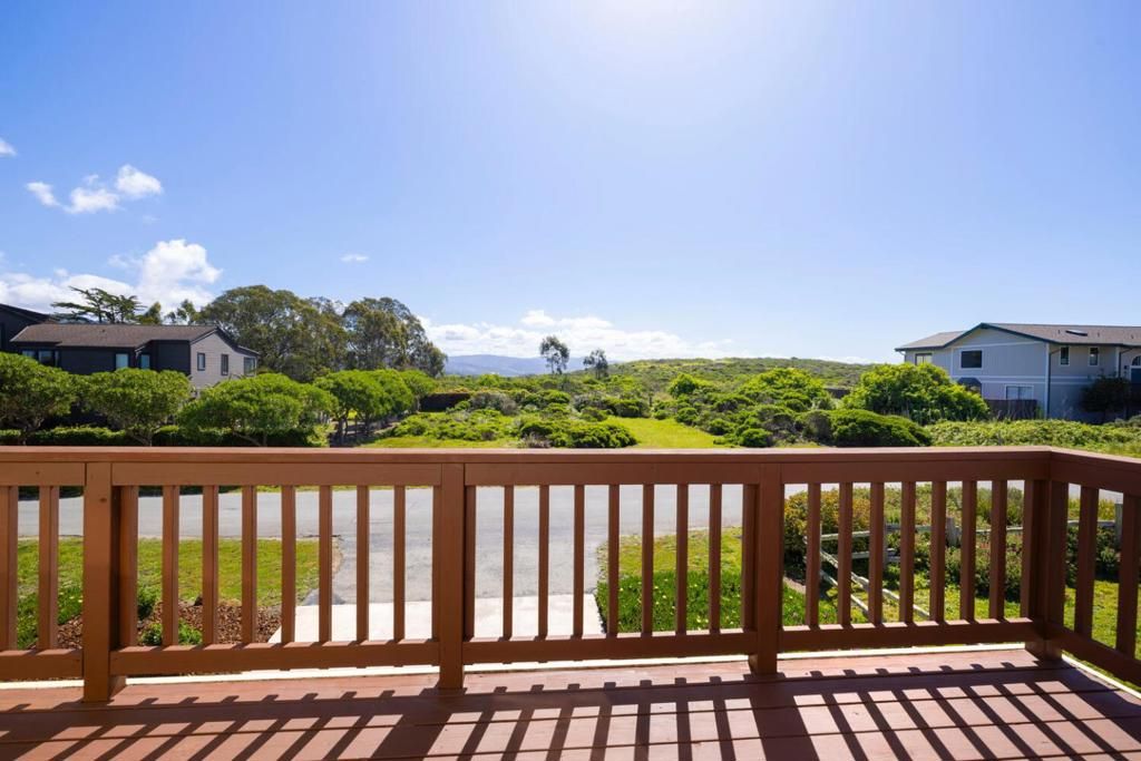 Image 7 of property listing at 121 Bernal Avenue, Moss Beach, CA 94038