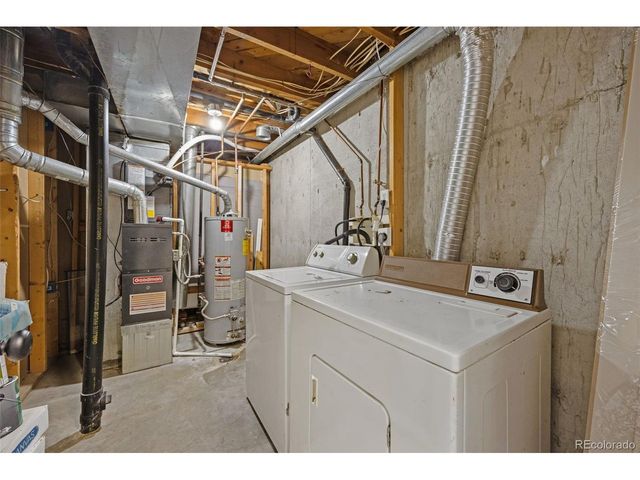 2355 W Hillside Ave, Englewood, CO 80110